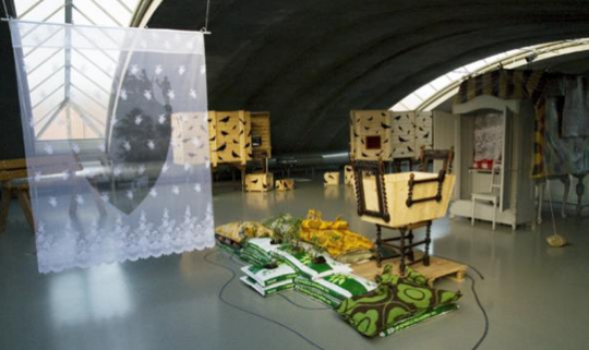 The Arched Gallery with 'Living with Things' of Studio Makkink & Bey, Photo Moniek Wegdam