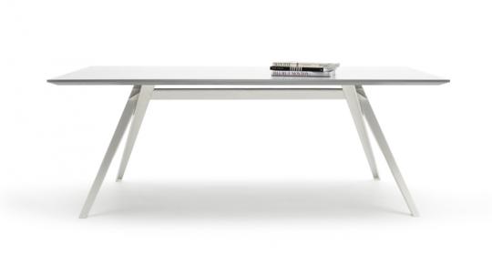 Discu Table by Dirk Winkel