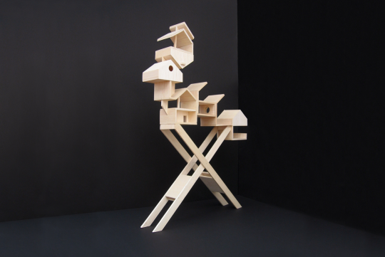 A Table by Maxime Delporte