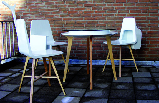 Family by Kaman Tung, 2008