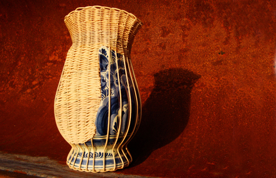 CenterPIECE vase by Daniel Hulsbergen