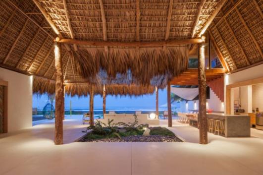 Costa Azul House by Cincopatasalgato Architecture