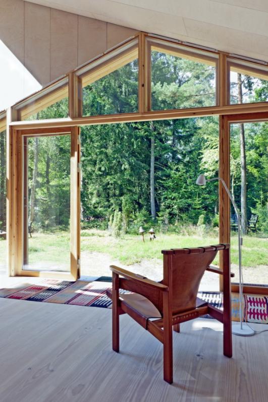 Snap-Together Vacation Home by Facit Homes