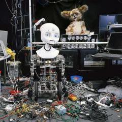 Hello, Robot. Design between Human and Machine