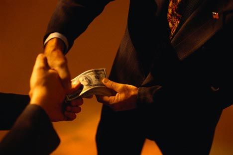 The Art Newspaper, Charlotte Burns, Art market transparency