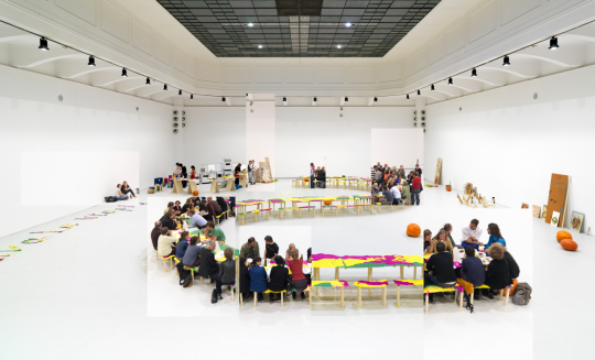 Jerszy Seymour, First Supper, Wien, 2008 Collage: Jerszy Seymour Design studio Photo: Peter Kainz