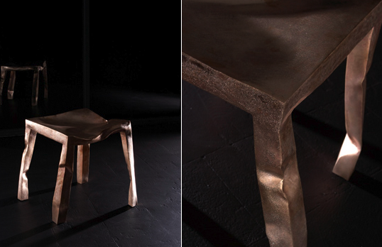 I Bronze Hocker Stool by Kai Laike 2008 – Deformation: It wasn't me – Photo Klaus Wäldele ©Kai Laike