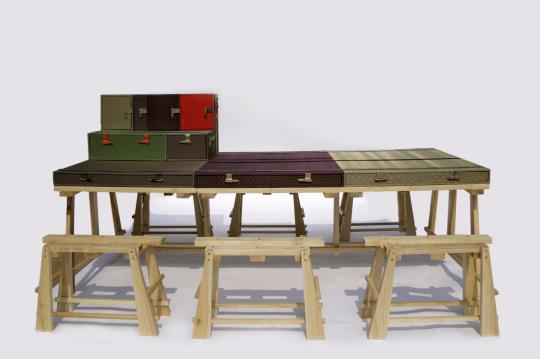 Studio Makkink&Bey dining Table - Contrasts Gallery