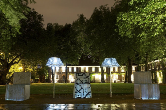 Kei Ito: Sitting the Light Fantastic